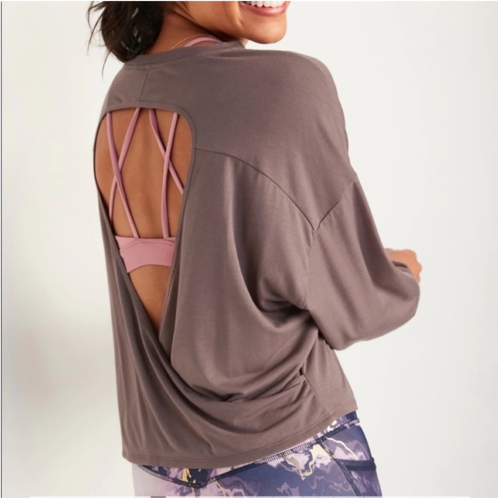 Old Navy Ultra-Lite Long-Sleeve Cutout Wrap Back Top NWT